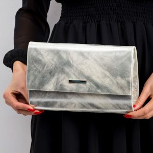 Silver lacquered clutch