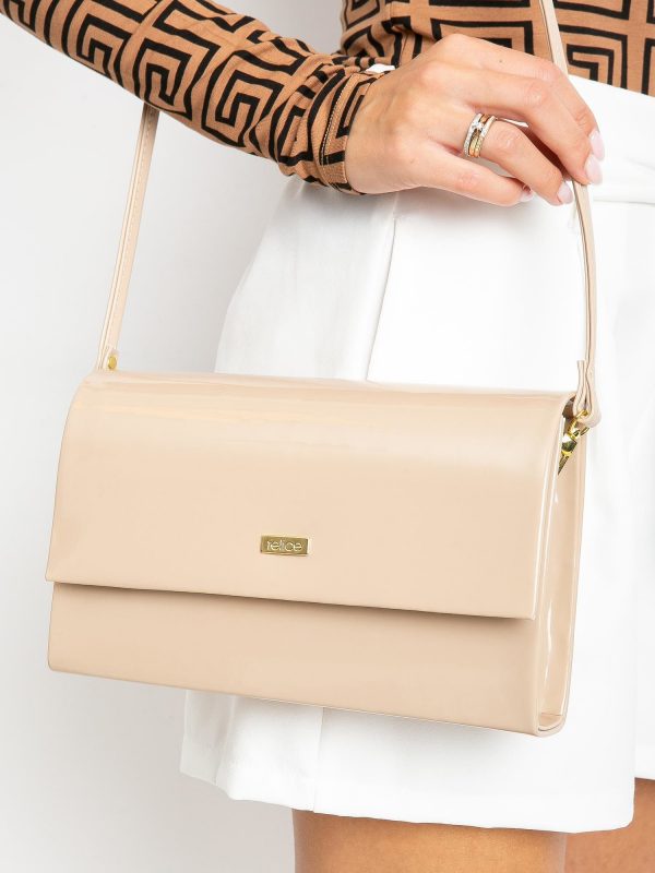 Lacquered beige clutch