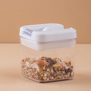 Small container for loose products