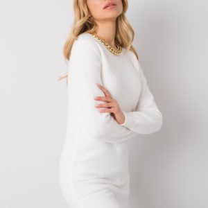 Emilian's white long sweater