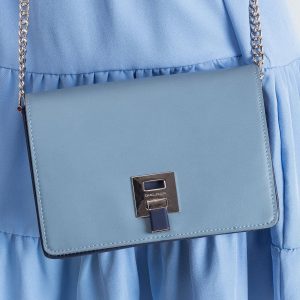 Handbag with decorative clasp light blue