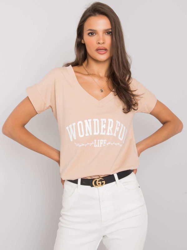 Beige t-shirt with inscription Leila