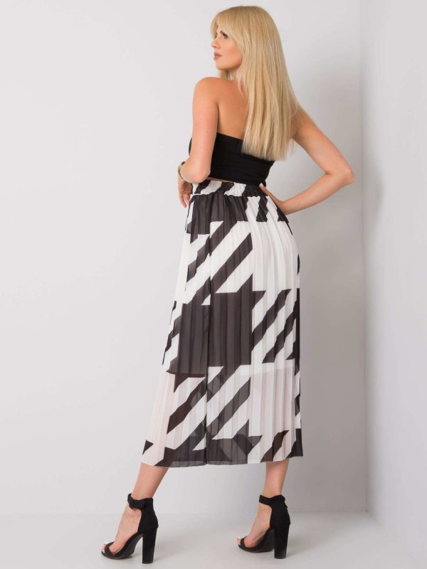 Black Pleated Maxi Skirt Isidora