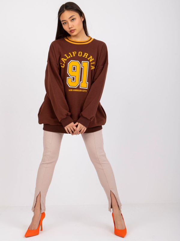 Brown sweatshirt with Suzanne print