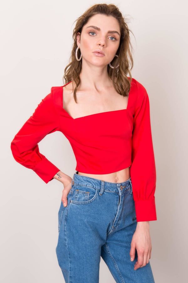 Red blouse with neck on the back BSL