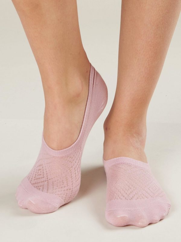 Pink women's feet