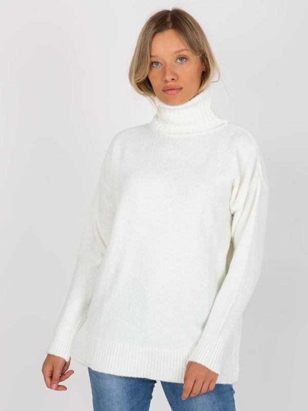 Wholesale White plain turtleneck sweater with long sleeve RUE PARIS