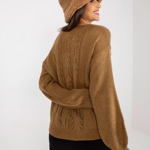 Wholesale Camel slim classic sweater with openwork back OCH BELLA