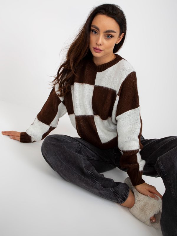 Wholesale Brown and White Loose Classic Sweater with Round Neck