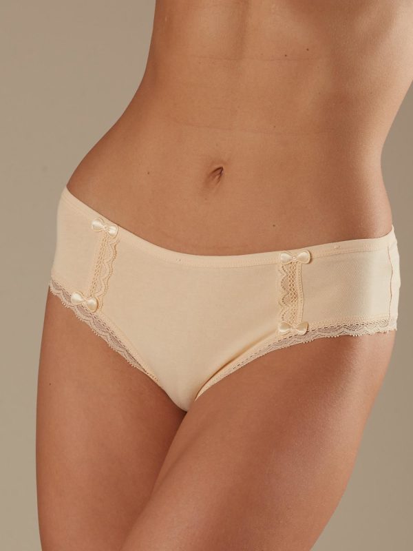 Wholesale Beige women's briefs with lace