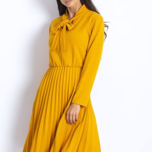 Wholesale Yellow dress with ruffles