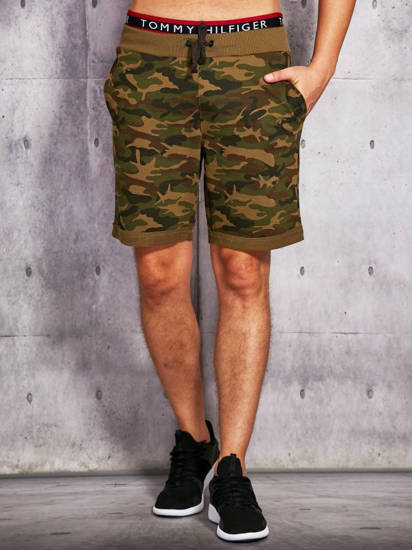 Wholesale Green men's shorts in military style