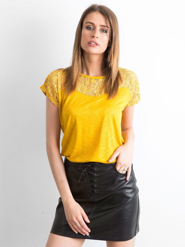 Wholesale Dark yellow t-shirt with lace neckline