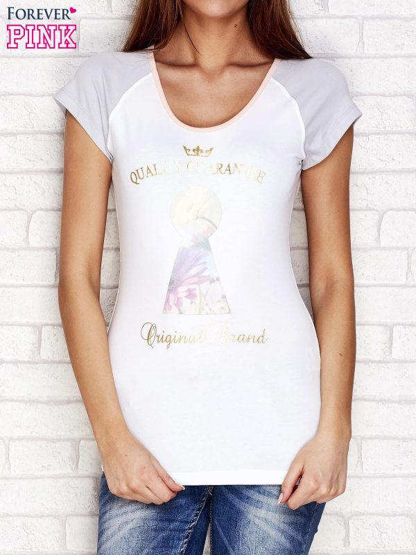 Wholesale T-shirt with print and cutout on the back white