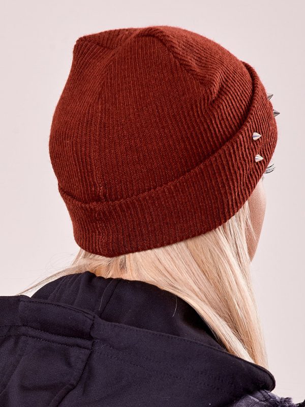 Wholesale Burgundy hat with spikes on the cuff