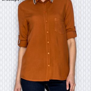 Wholesale Orange shirt with applique on the collar