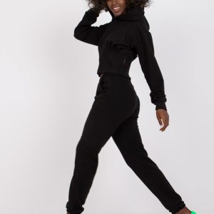 Wholesale Black tracksuit set with Neele pockets