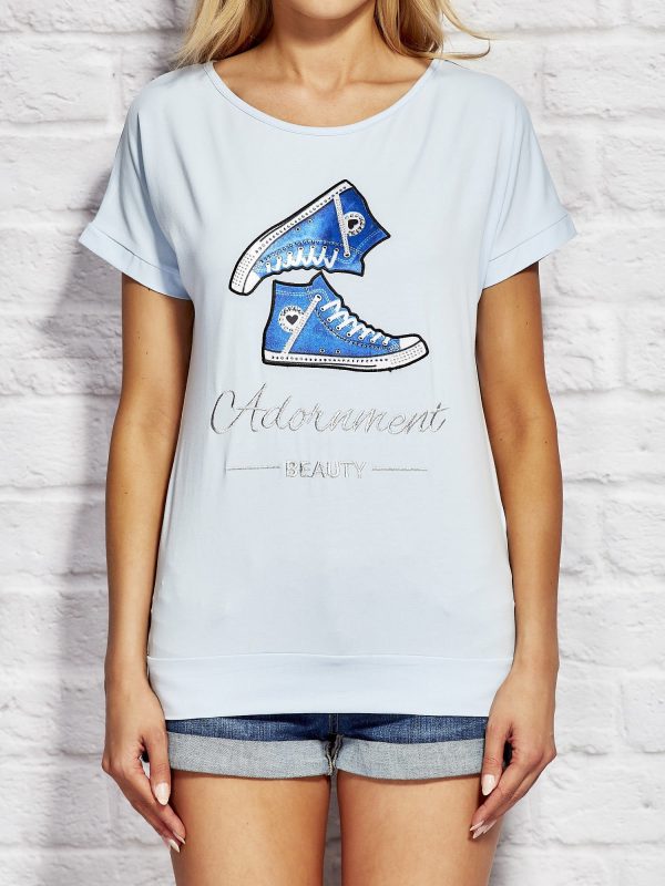 Wholesale Light blue t-shirt with sneakers