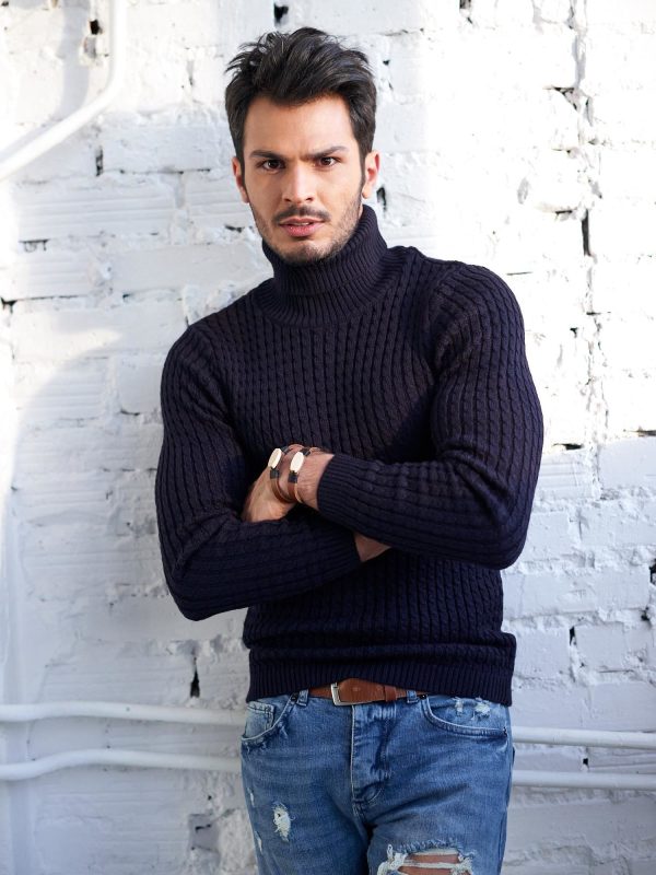 Wholesale Men's Knitted Sweater Navy Blue