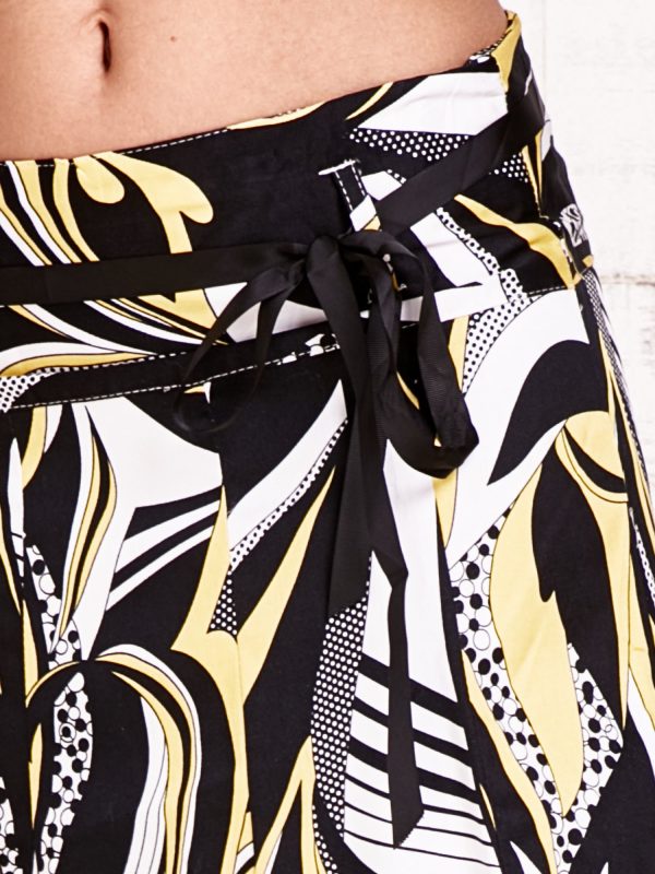 Wholesale Yellow flared skirt in abstract pattern