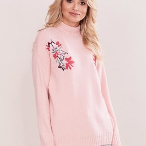 Wholesale Light pink turtleneck sweater with embroidery