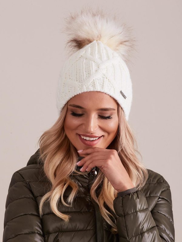 Wholesale Ecru knitted hat