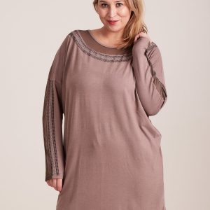 Wholesale Beige tunic with plus size rhinestones