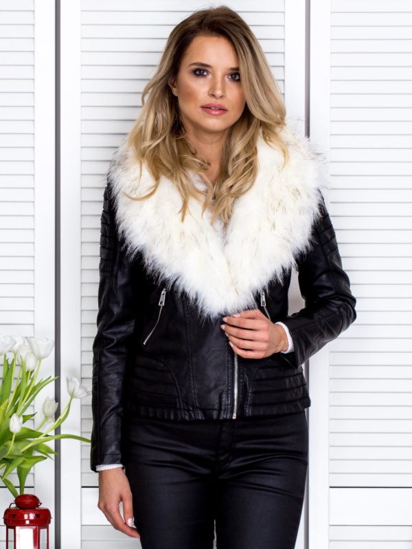 Wholesale Eco leather jacket with ecru fur collar