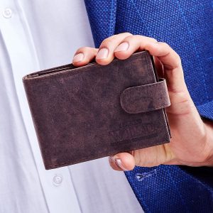 Wholesale Men's wallet brown with clasp