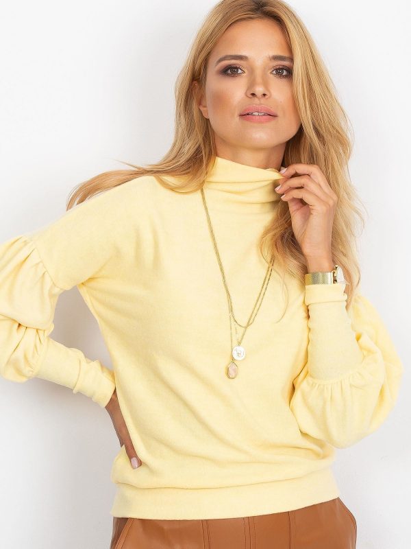 Wholesale Yellow sweater with wide sleeves