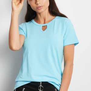 Wholesale Light blue t-shirt with teardrop cut