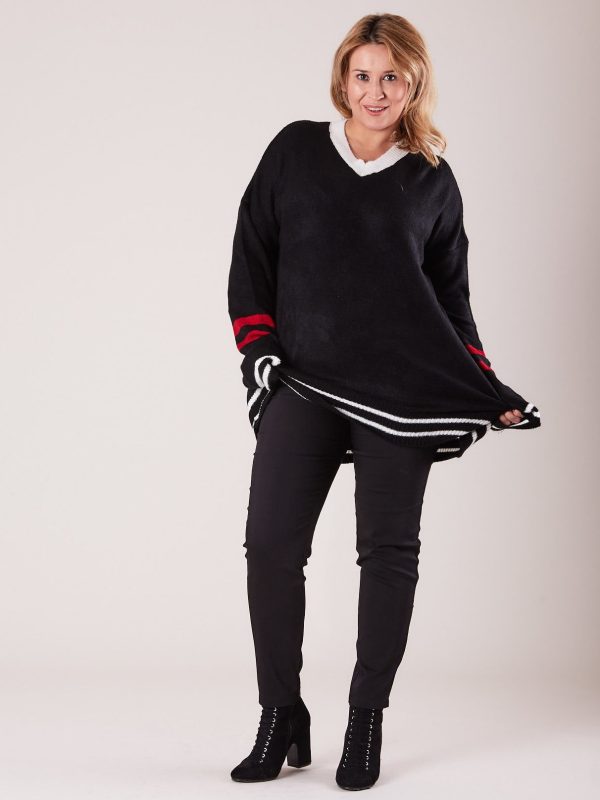 Wholesale Black V-neck sweater PLUS SIZE