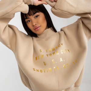 Wholesale Beige sweatshirt with inscriptions and turtleneck