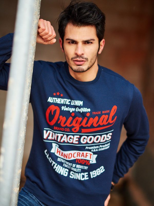 Wholesale Navy blue sweatshirt for men with vintage print