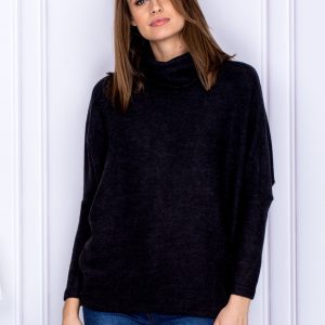 Wholesale Black sweater with soft collar