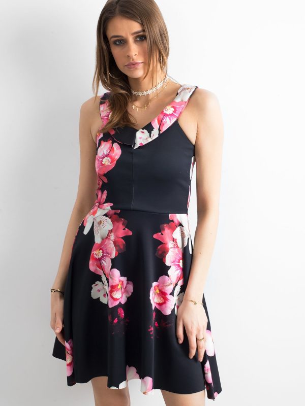 Wholesale Black dress with a collar with flowers