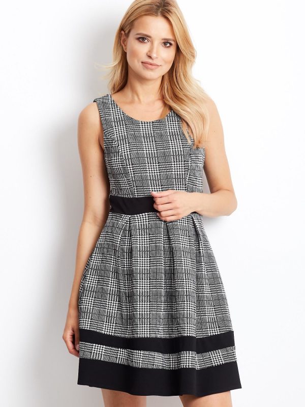 Wholesale White and black dress with a Houndstooth