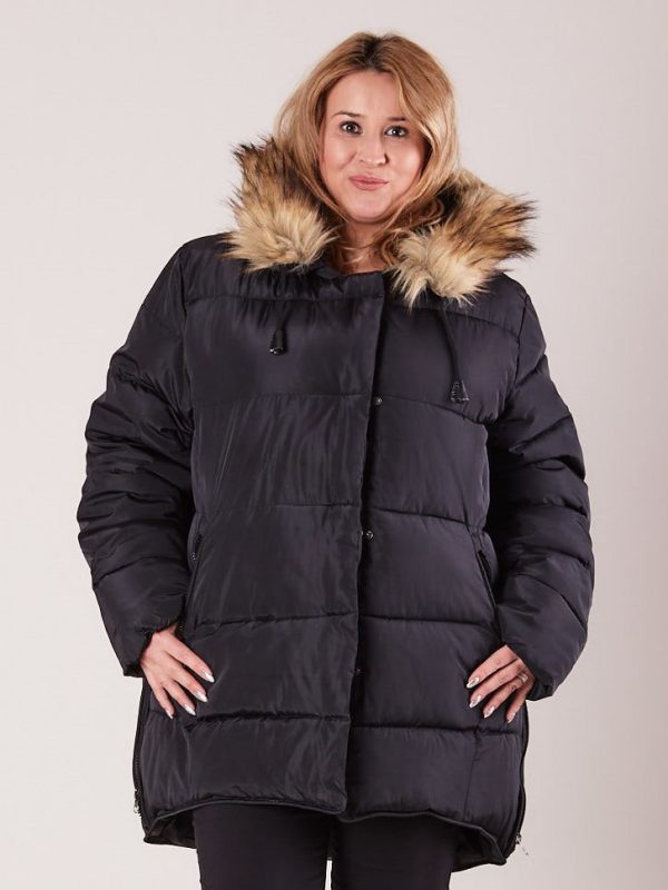 Wholesale Women's black quilted jacket with fur PLUS SIZE