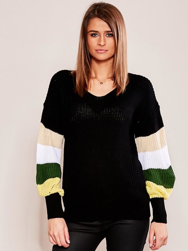 Wholesale Black sweater with striped sleeves