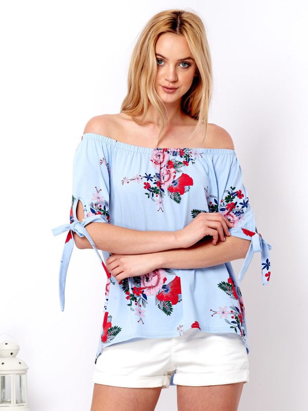 Wholesale Blue Spanish blouse with floral patterns