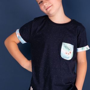 Wholesale Navy blue t-shirt for boy with exotic motifs