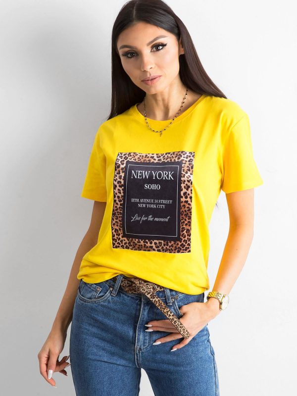 Wholesale Yellow t-shirt with a stripe