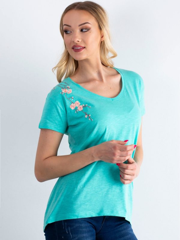 Wholesale Mint T-shirt with floral embroidery