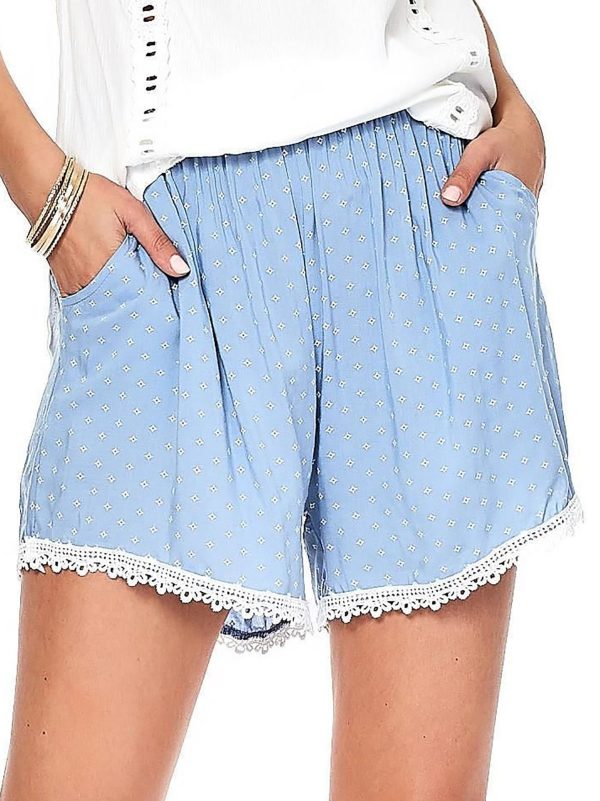 Wholesale Light blue shorts with fine patterns