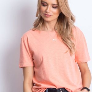 Wholesale Salmon t-shirt with deep neckline at the back
