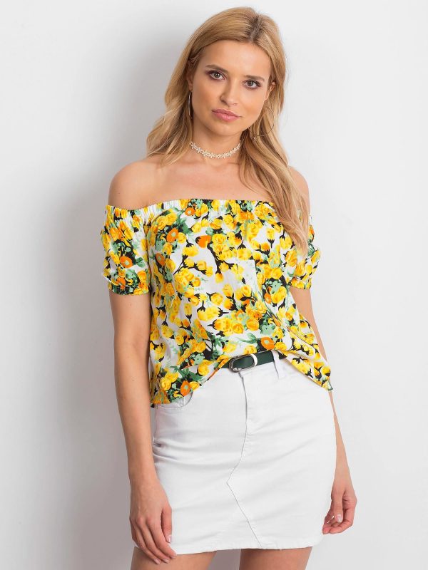 Wholesale White and yellow Spanish blouse with flowers