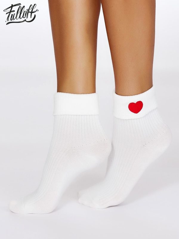 Wholesale FULLOFF White Socks with Heart Patch