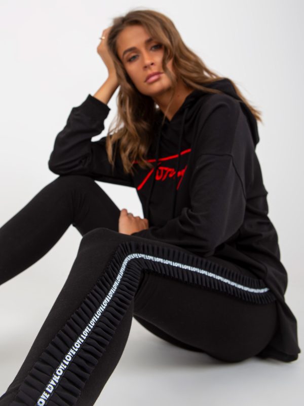 Wholesale Black casual leggings with lettering on the legs