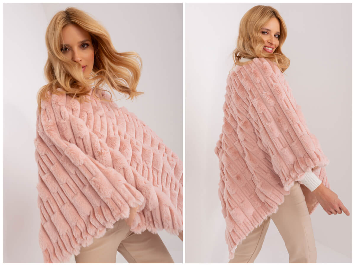 Poncho looks – check out how to wear this hit of winter