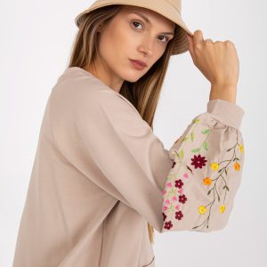 Wholesale Beige oversized sweatshirt without hood with embroidered flowers RUE PARIS